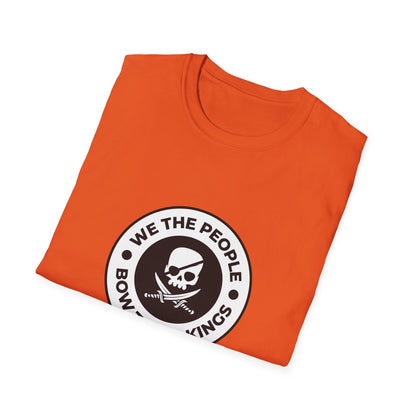 We The People Bow To No Kings – T-Shirt